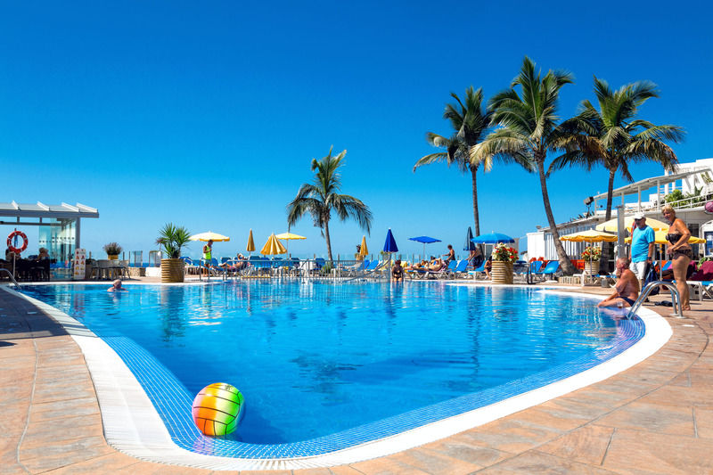 Bahia Blanca Aparthotel Пуерто Рико Екстериор снимка