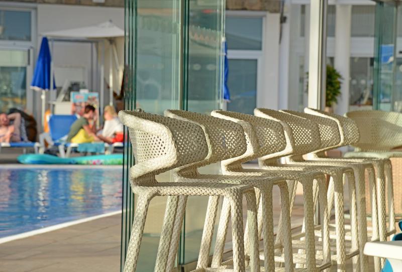 Bahia Blanca Aparthotel Пуерто Рико Екстериор снимка