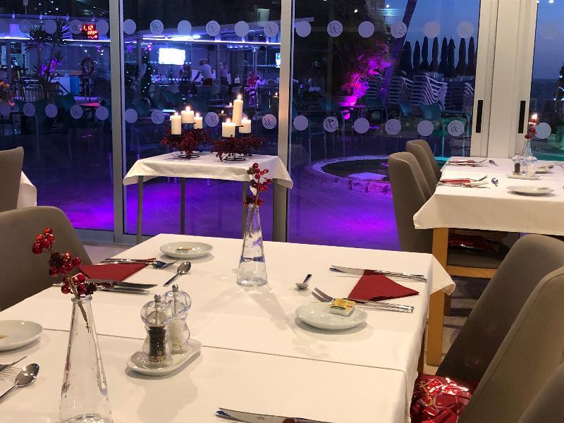 Bahia Blanca Aparthotel Пуерто Рико Екстериор снимка
